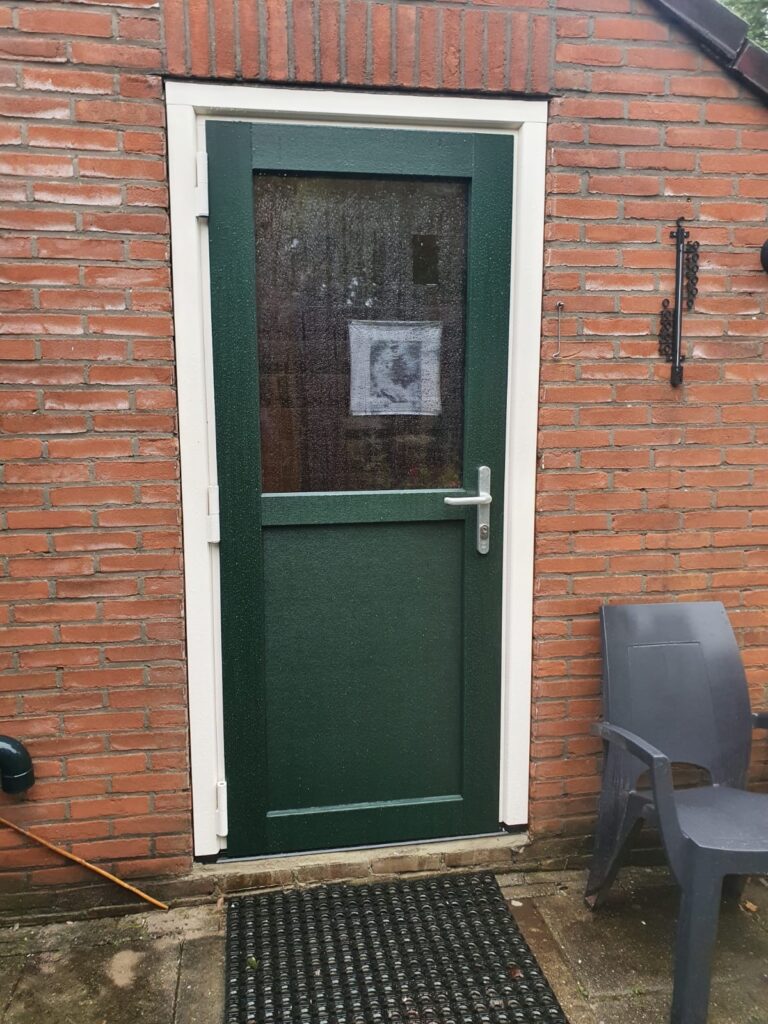 Kunststofkozijn4U Steenwijk - Kunststof achterdeuren in Steenwijk